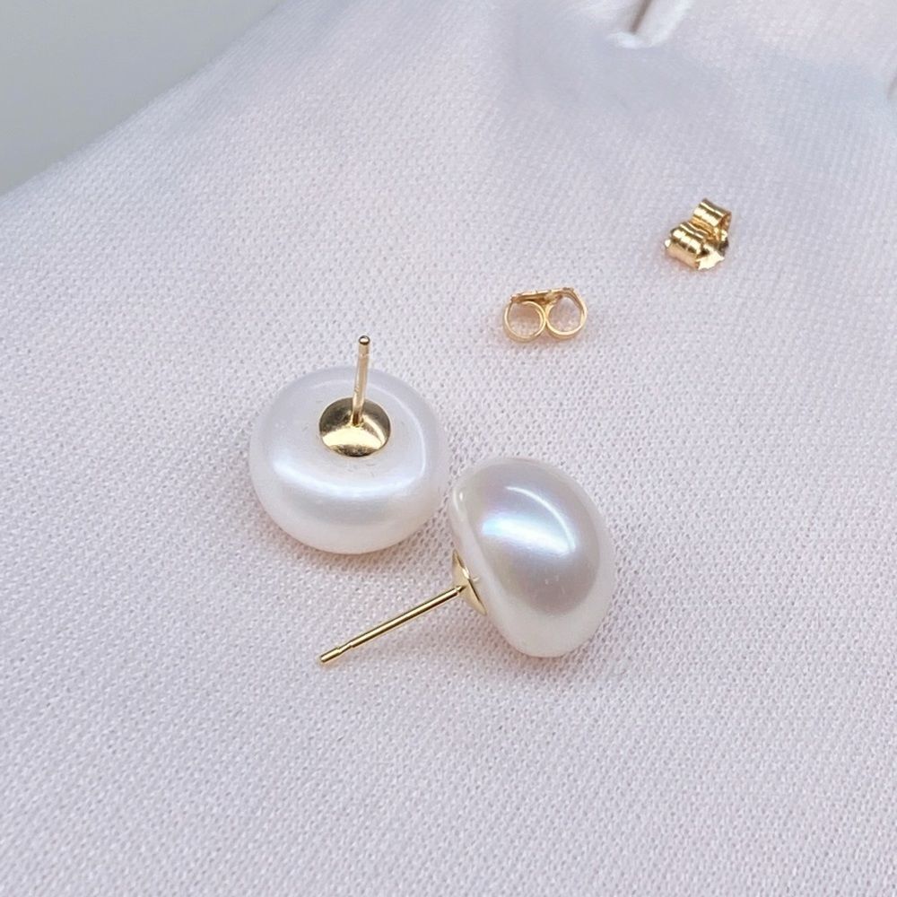 Saks Fifth Avenue Collection 14K Gold Freshwater Button Pearl Stud Earring
